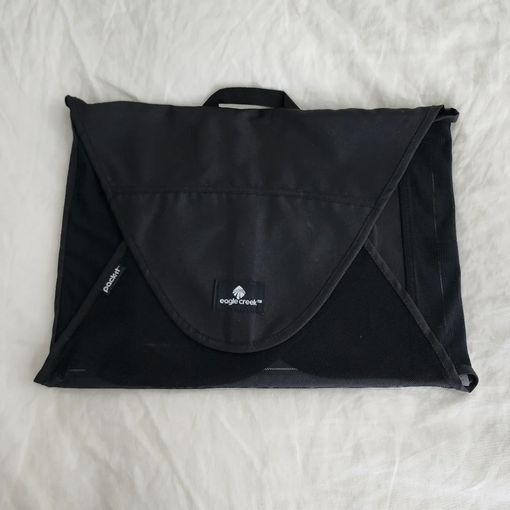 Gently Used Eagle Creek Pack It Garment Folder